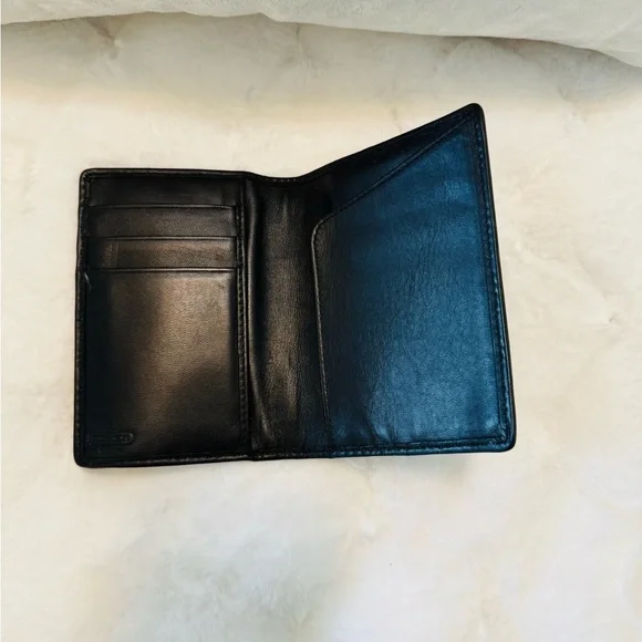 Coach Black and Gray Monogram Patterned Wallet - Picture 4 of 6